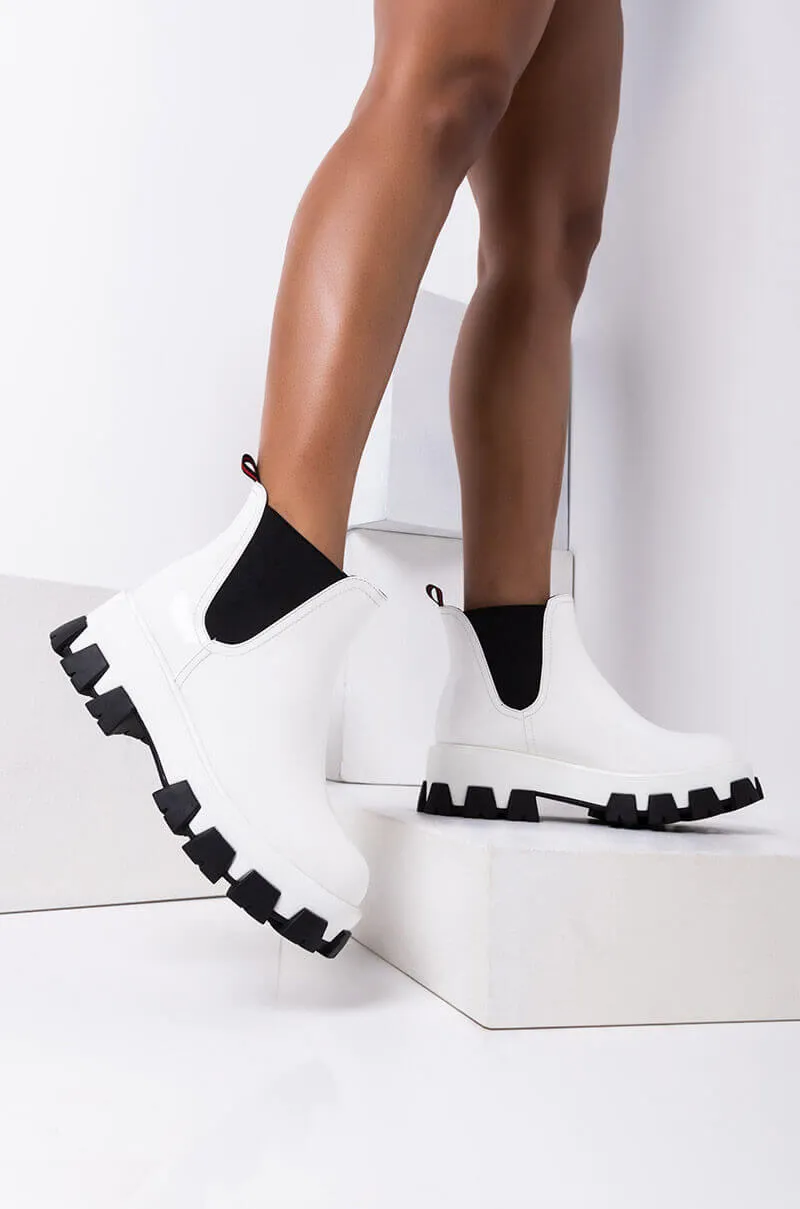 AZALEA WANG LEARN TO LET GO FLATFORM BOOTIE IN WHITE