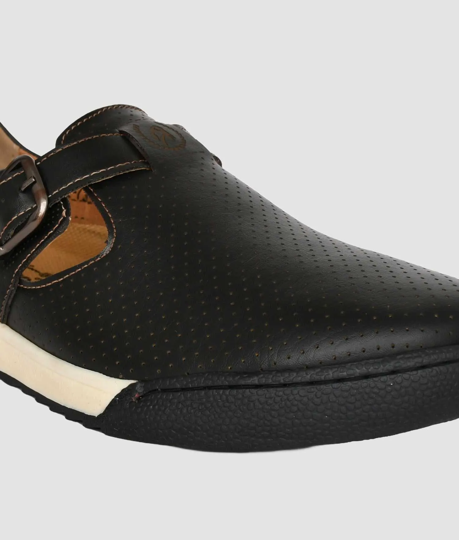 Big Boon Men's Ethnic Shoes in Trendy Style