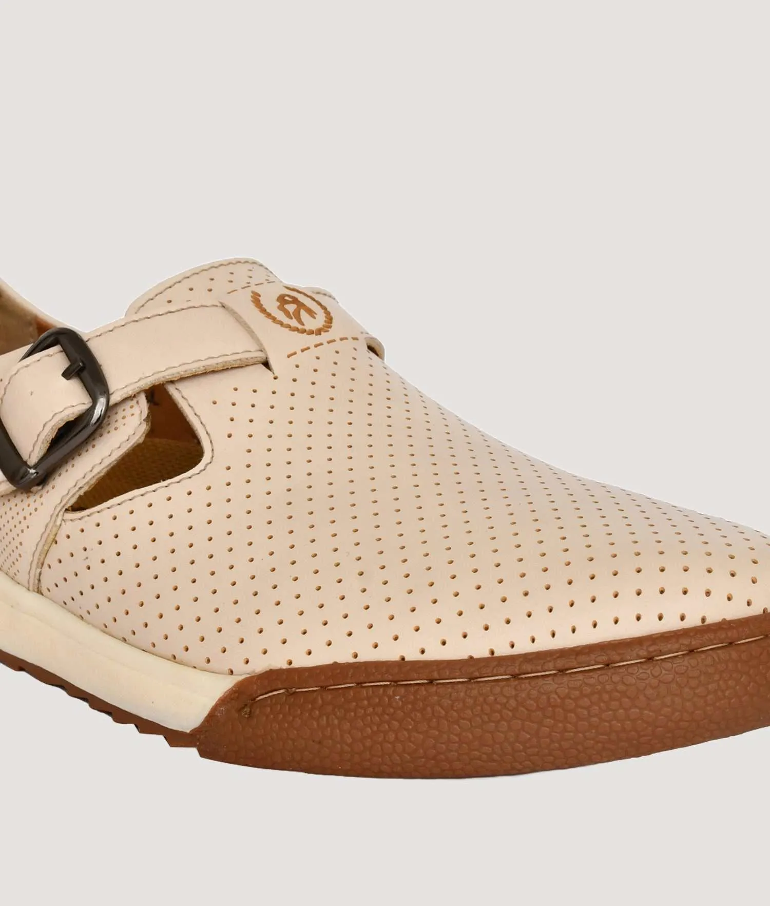 Big Boon Men's Ethnic Shoes in Trendy Style