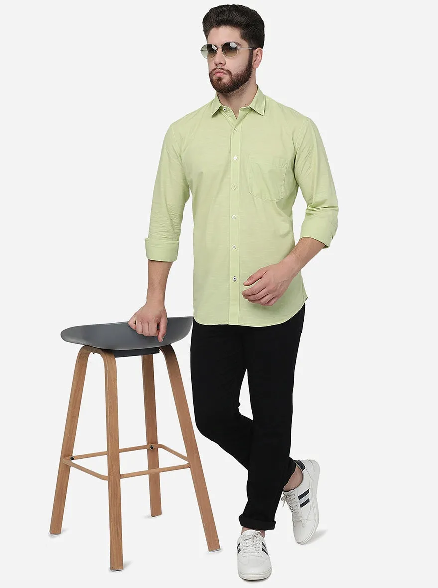 Daiquiri Green Solid Slim Fit Semi Casual Shirt | JadeBlue