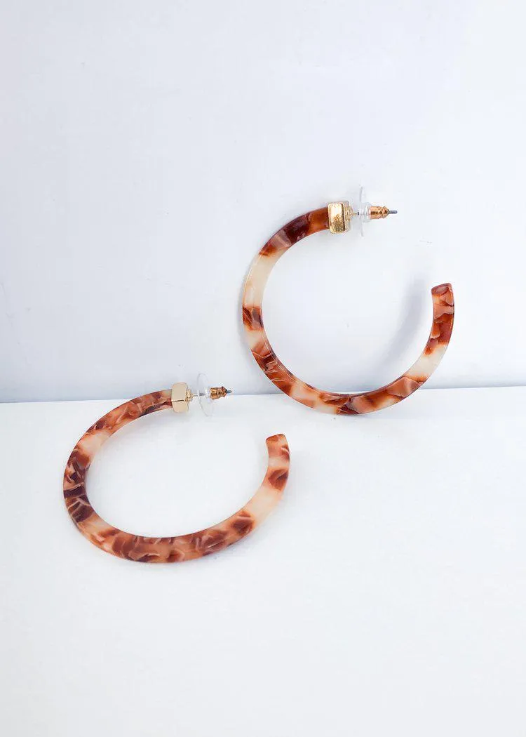 Layna Resin Hoops- Brown