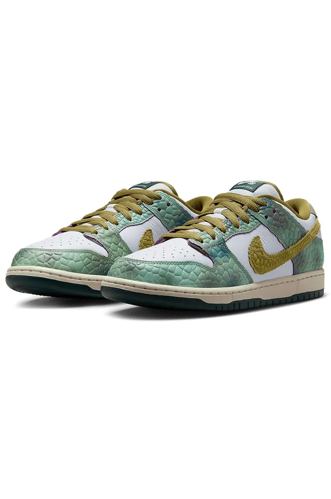 Nike SB Dunk Low Pro "Chameleon" Alexis Sablone Skate Shoes