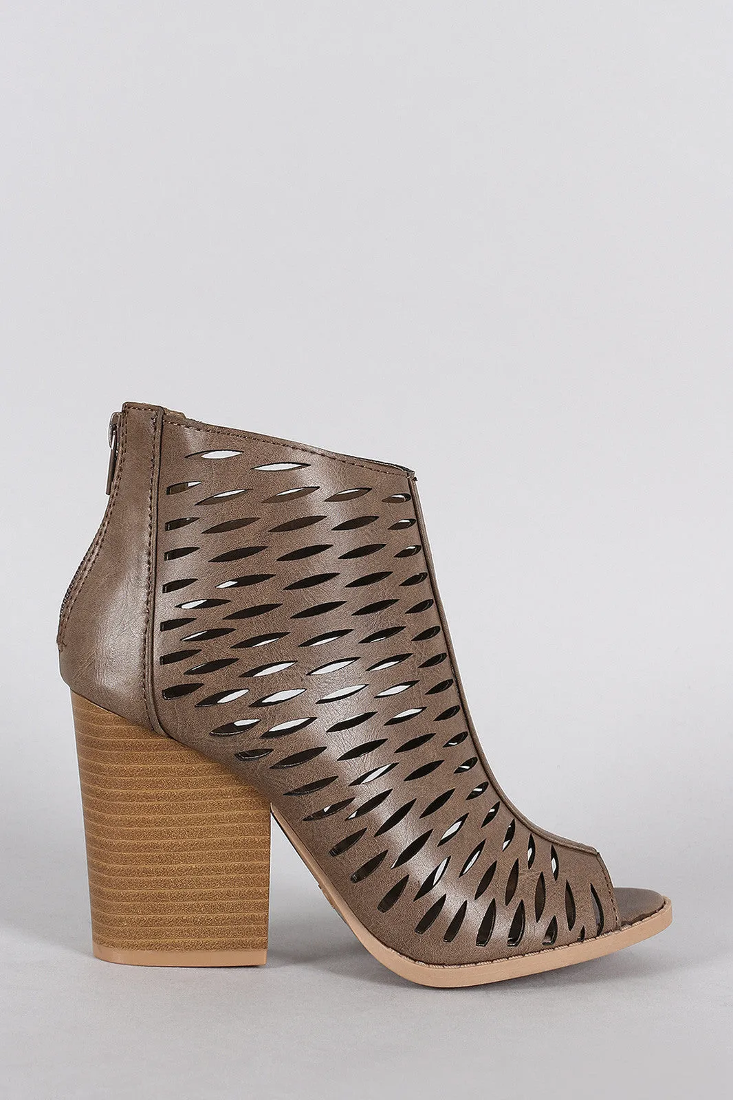 Qupid Webbed Cage Peep Toe Booties