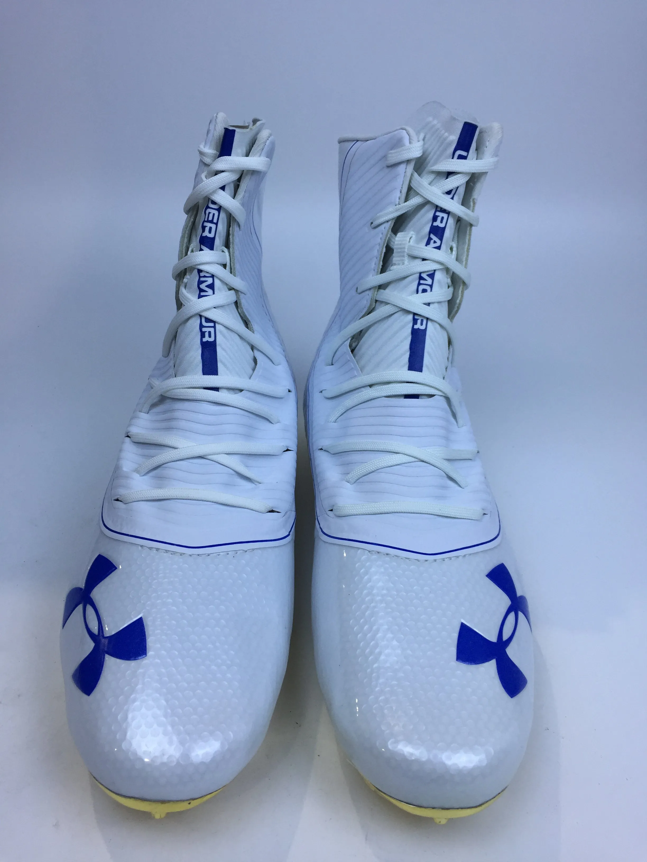 Under Armour Men Sport Cleat White Size 12 Pair of Shoes