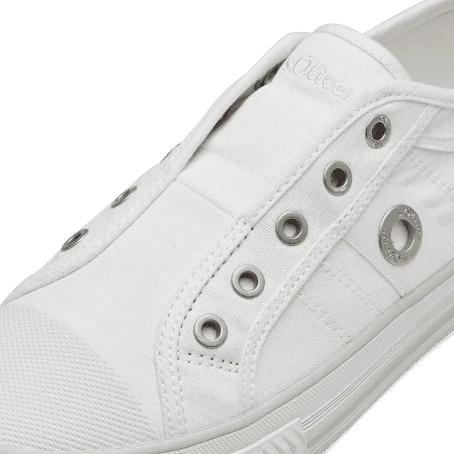 White Canvas Flat Runner Shoes with Elastic Strap and Soft Foam Insole